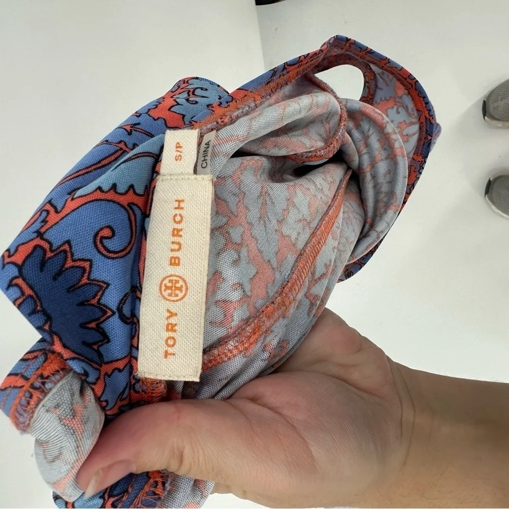 Tory Burch Dress 100% Silk Sheath Sleeveless V-Neck‎ Floral Blue and Coral Small